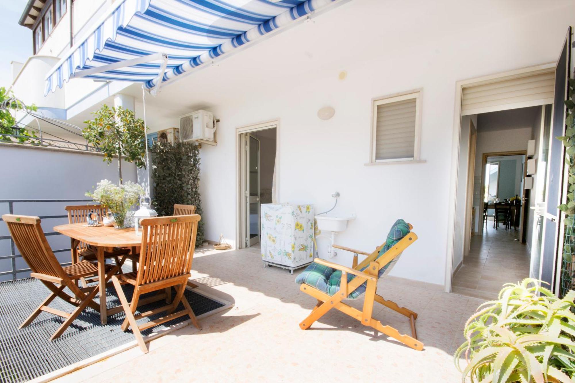 Casa Acquamarina - Comfort E Relax A Pochi Passi Dalle Spiagge Del Salento Lido Marini Luaran gambar